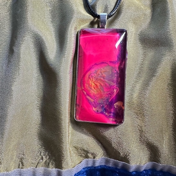 Artistic Pink and Red Pendant Handmade Hand Painted OOAK Necklace 18’ 4174 B - Picture 3 of 10